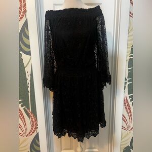 VENUS Elegant Black Long Sleeve Dress